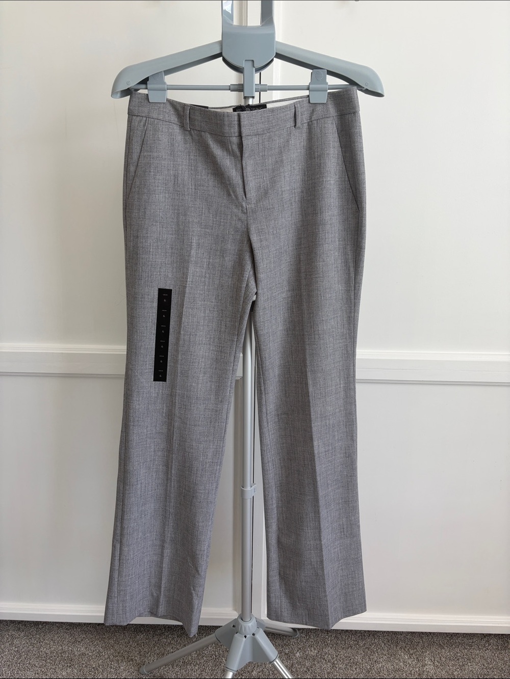 Banana Republic women’s Light Gray Dress Pants - Tailored Straight Leg